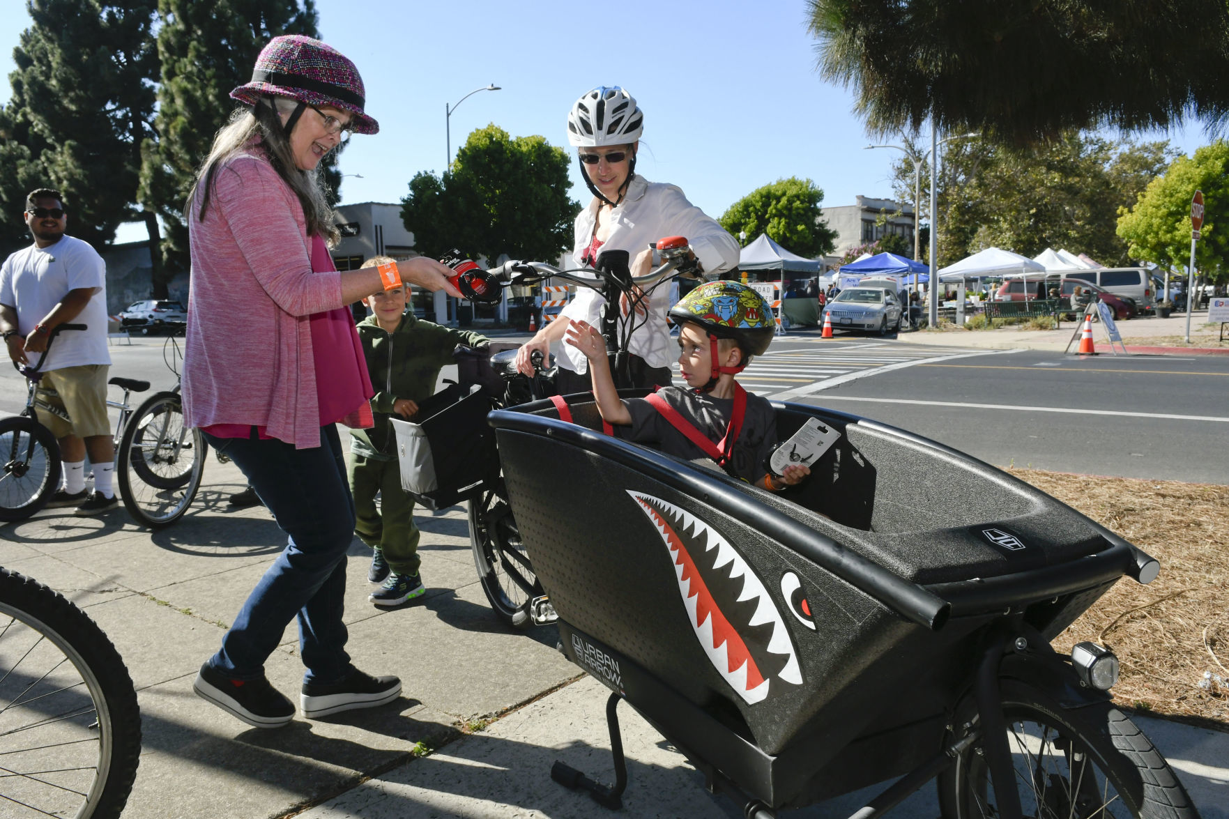 081619 Mayor's Bike Ride 02.jpg